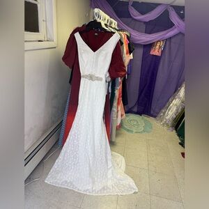 Macy's White Lace V-Neck Wedding Dress with Beaded belt